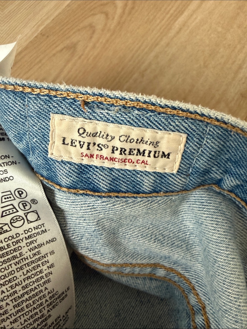 Levi's Light Blue Denim Shorts with Contrast Stitching - Picture 2 of 4
